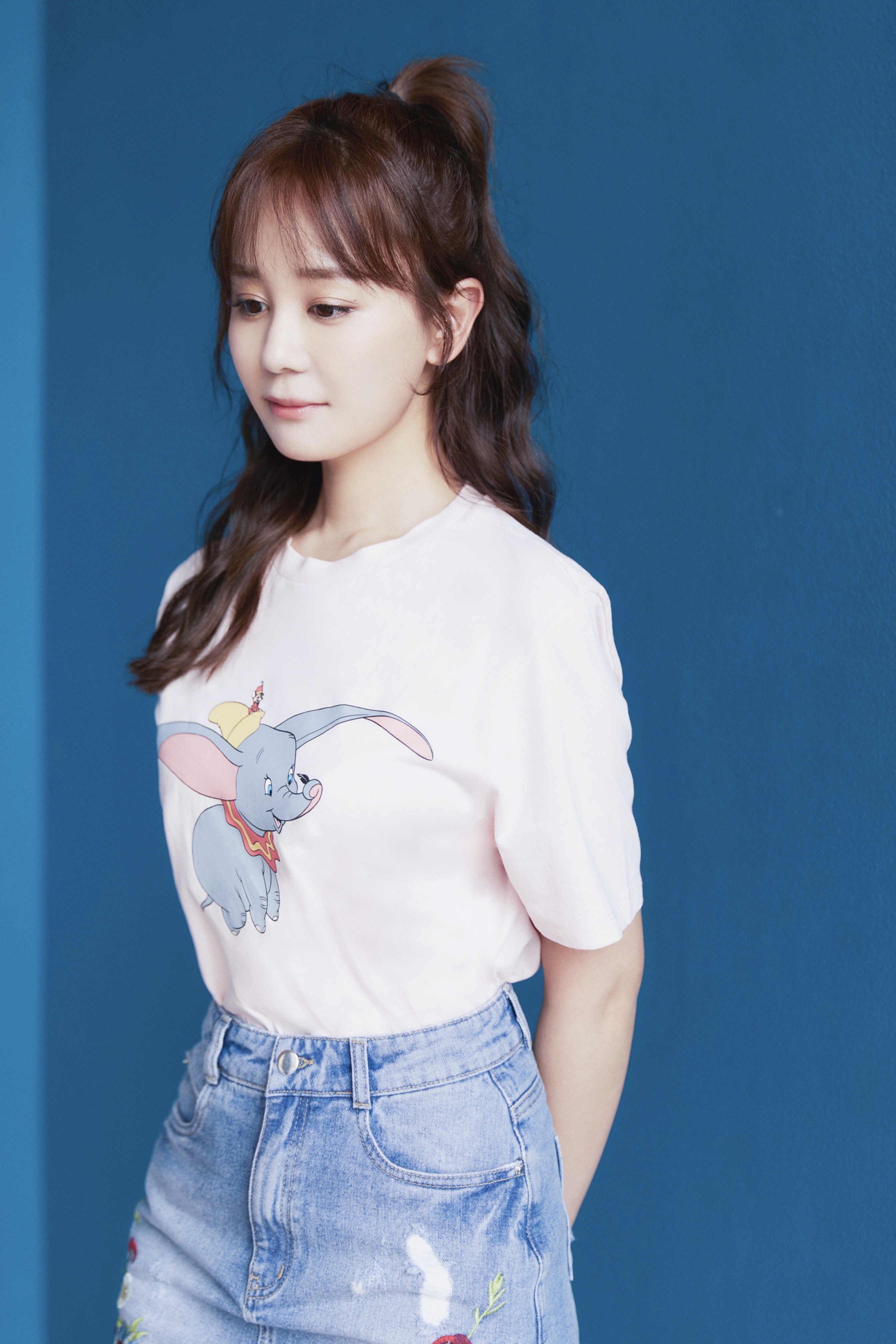  p>海陆,1984年10月15日出生于河南省郑州市,中国内地女演员,毕业于 a