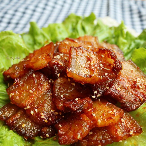  p>韩式烤五花肉,一道韩国家喻户晓的美食,主要选用上等五花肉,配料有