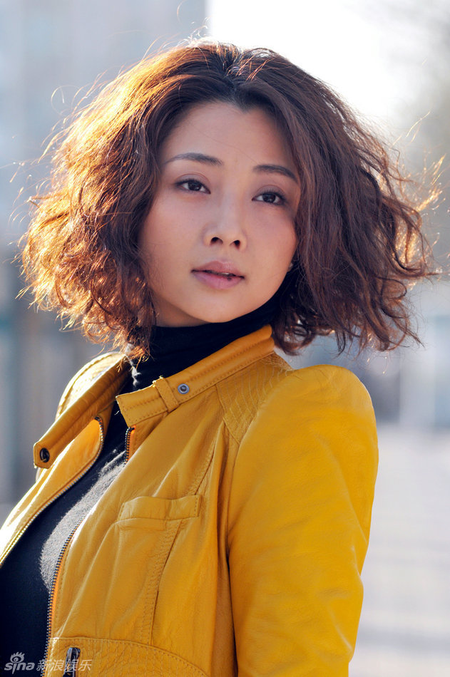  p>殷桃,1979年12月6日出生于重庆市,中国内地女演员,毕业于 a target