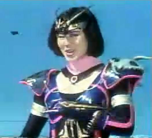 女,是日本特摄剧《 a target="_blank" href="/item/光战队覆面人