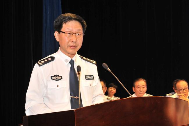 item/男">男 /a>,汉族,中共党员,1961年3月出生,研究员,行政一级警监