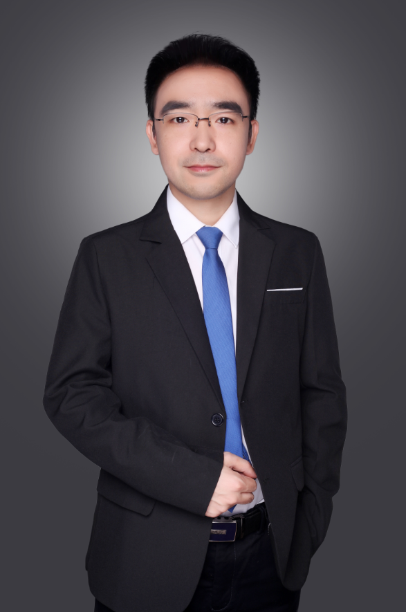  p>张诚,男,南京鼓楼雅康口腔门诊部医生. /p>