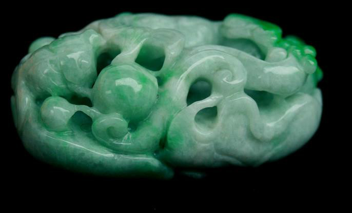  p>缅甸玉又称 a target="_blank" href="/item/缅甸/205923" data