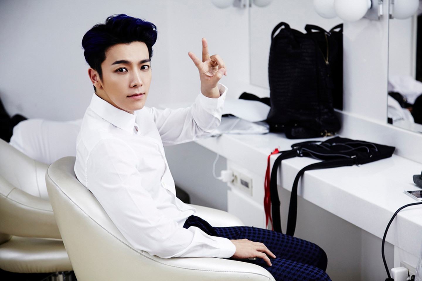  p>李东海(lee dong hae),1986年10月15日出生于韩国全罗南道木浦市