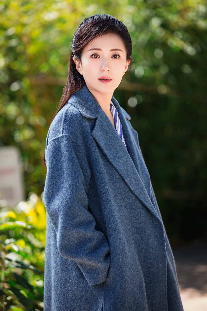  p>杨童舒,1975年5月7日出生于吉林省吉林市,中国内地女演员,亚洲彩虹