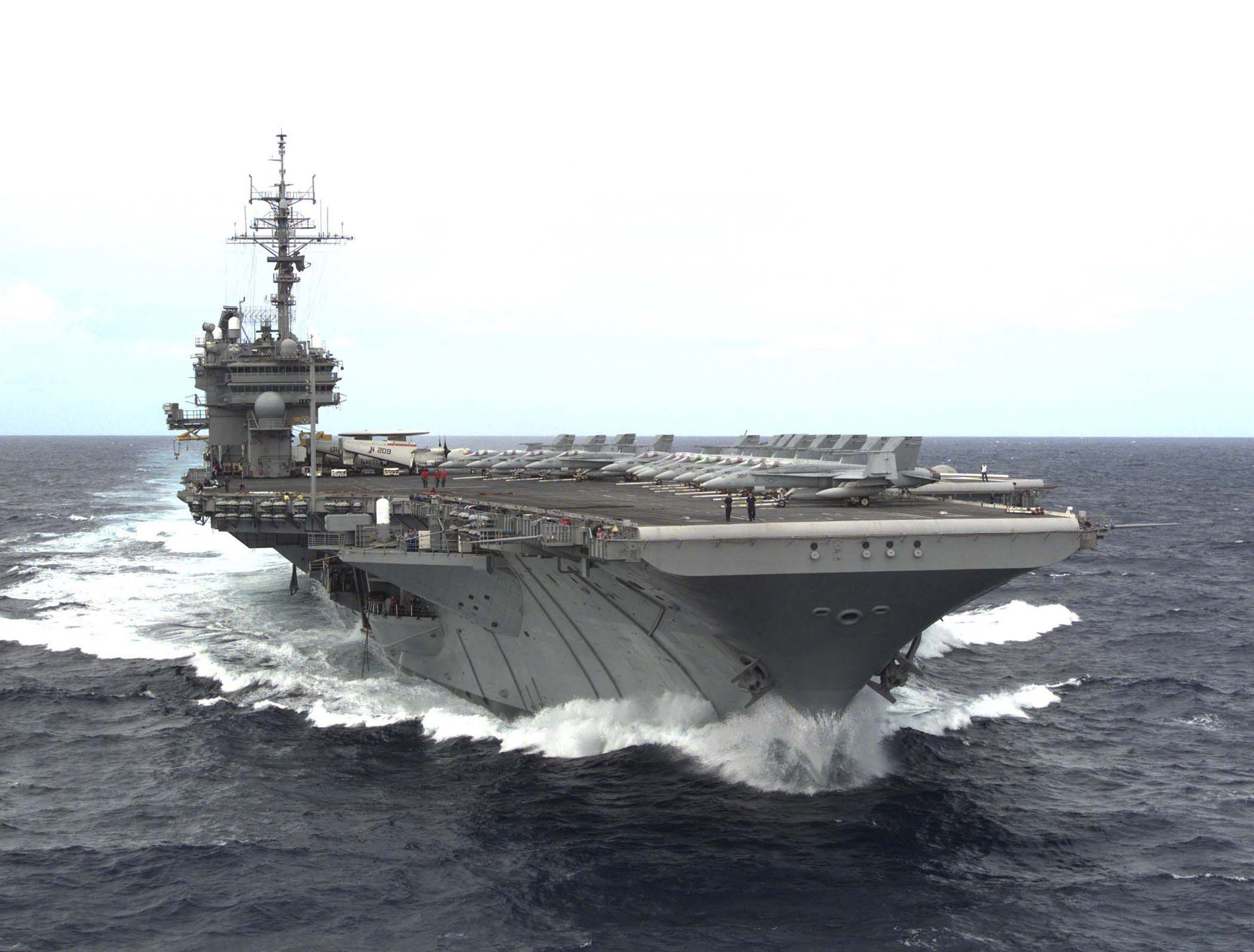  p>小鹰级航空母舰(英文:kitty hawk class aircraft carrier),是 a