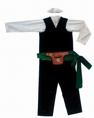  p> b>撒拉族 /b>是中国信仰伊斯兰教的少数民族之一,民族语言为撒拉