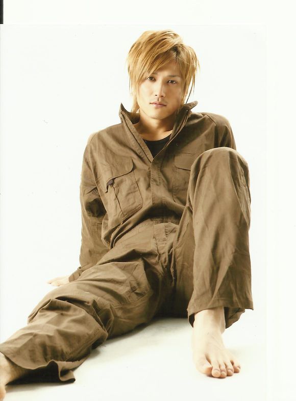  p>渡边大辅(わたなべ だいすけ),1982年11月6日出生于神奈川县爱甲郡