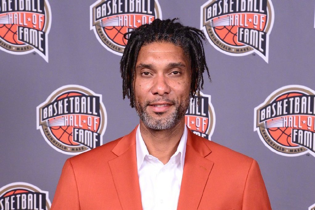  p>蒂姆·邓肯(tim duncan),1976年4月25日出生于 a target="_blank"