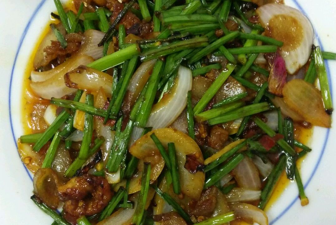 韭花炒洋葱