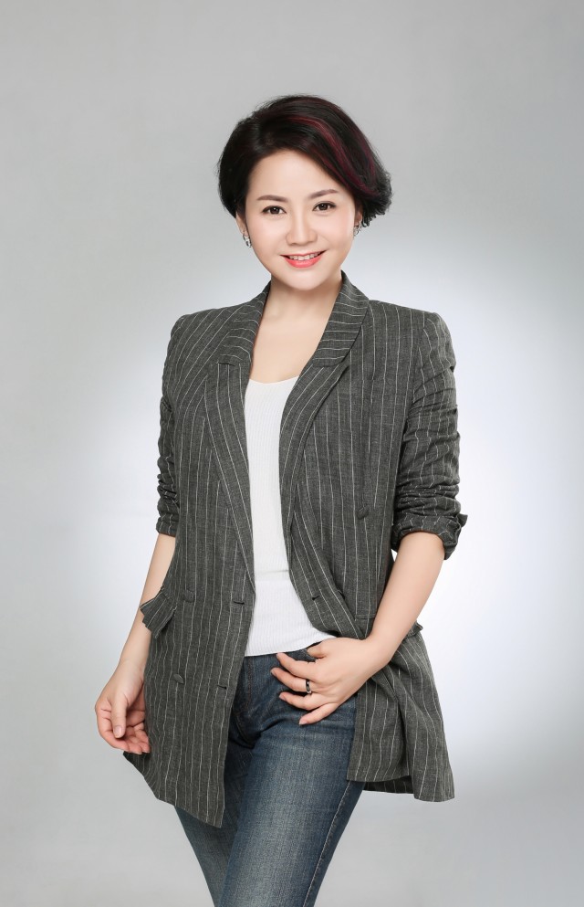  p>黄晓宁,女,生日:6月24日,籍贯:广西,毕业于 a target="_blank"