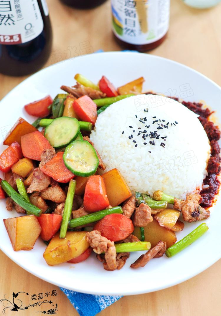 烤肉酱烧肉盖浇饭