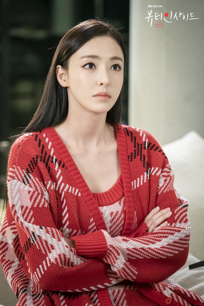  p>李多熙(         ,lee da-hee),1985年3月15日出生于韩国京畿道龙