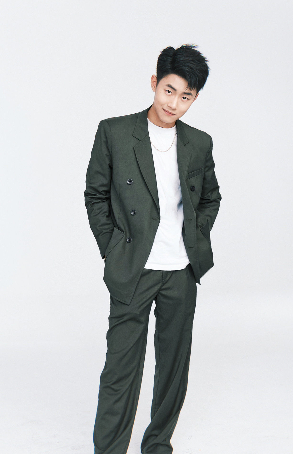 ">刘浩群,中国内地 a target="_blank" href="/item/男演员/24278845"