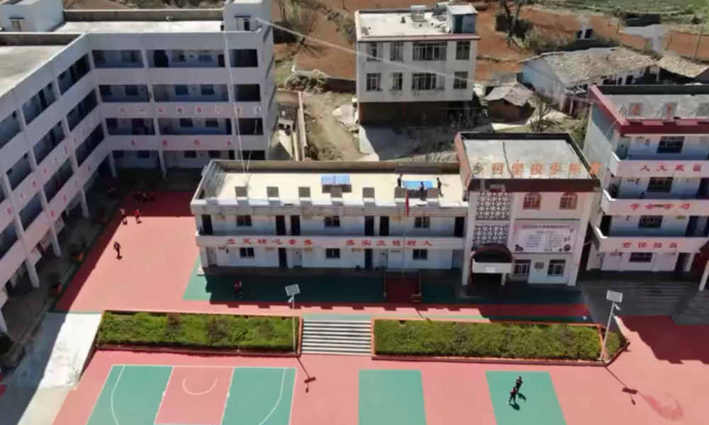 威宁县哲觉中学