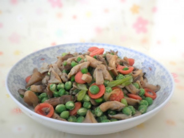 口蘑炒豌豆