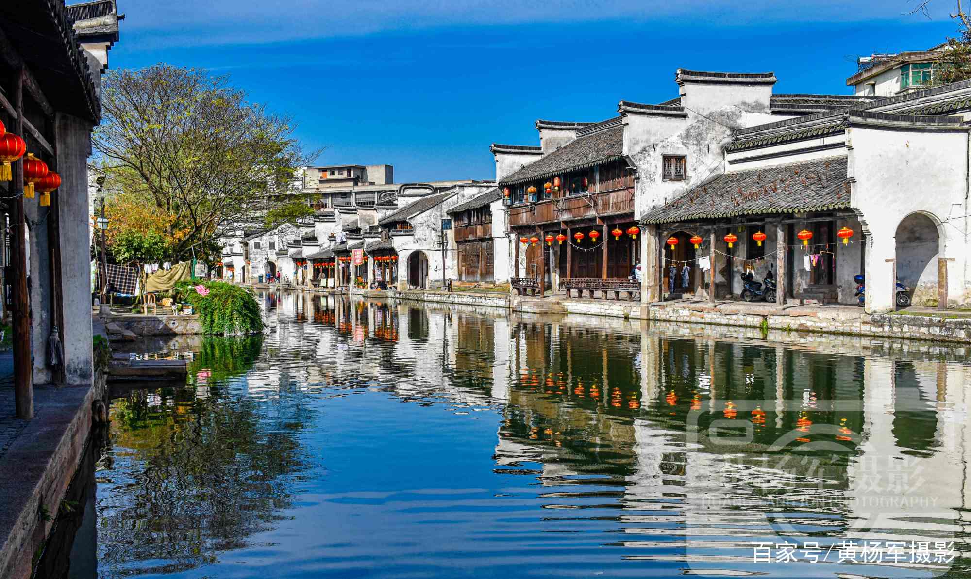 浙江湖州南浔古镇，蓝天下的江南水乡安静古朴美丽如画，看看咋样_百科TA说