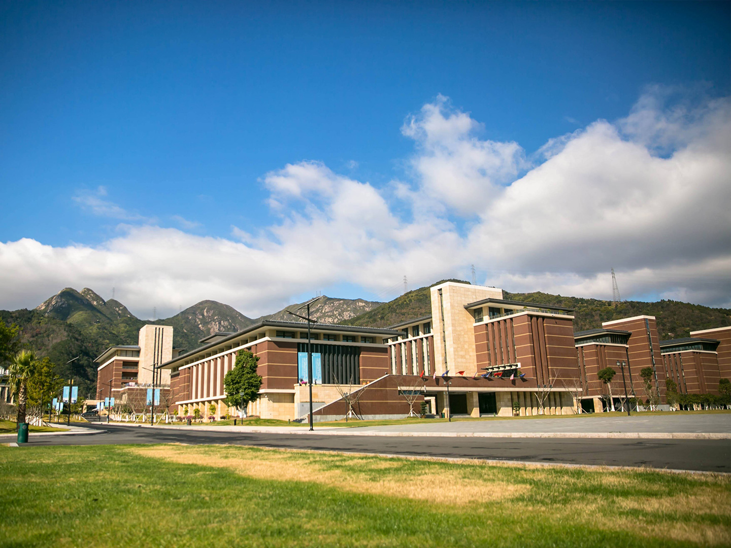  p>温州肯恩大学是经中国教育部批准,由美国 a target="_blank" href=