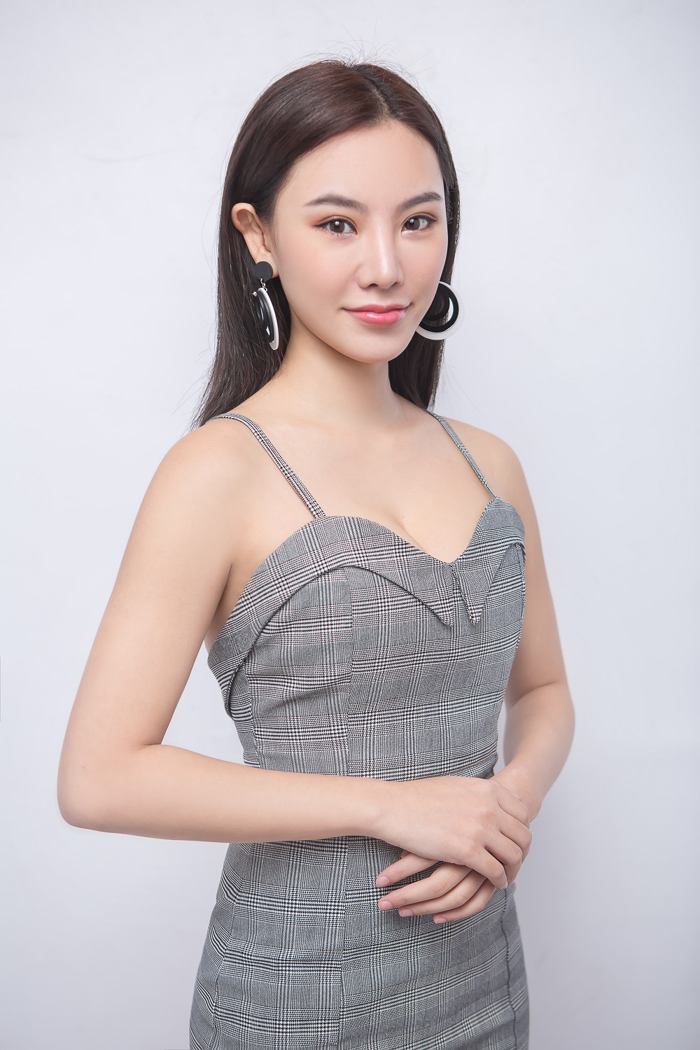 ">刘嘉欣,女,青年歌唱 a target="_blank" href="/item/演员/3106682"