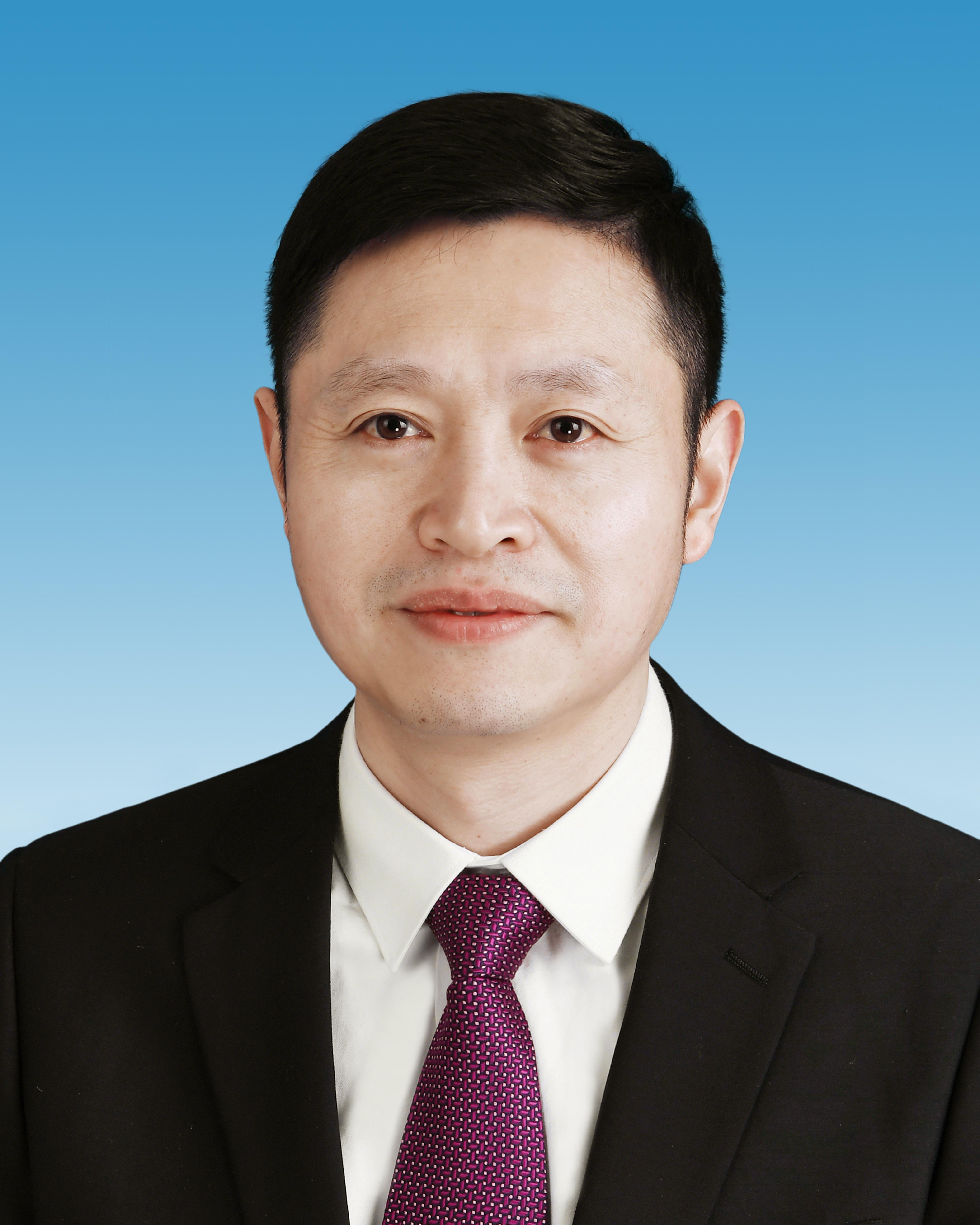 王建华