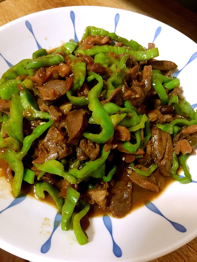 鸡杂炒尖椒
