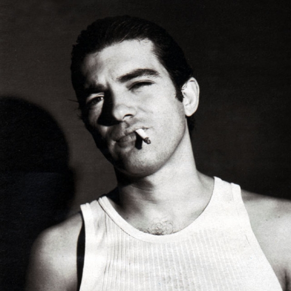  p>安东尼奥·班德拉斯(antonio banderas),1960年8月10日出生于