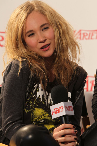  p>朱诺·坦普尔 i>(juno temple) /i>,1989年7月21日出生于英国伦敦