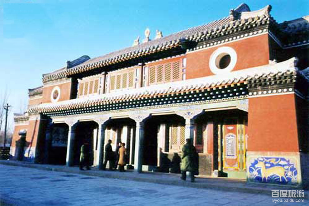  p>福缘寺位于内蒙古通辽市库伦旗库伦镇.