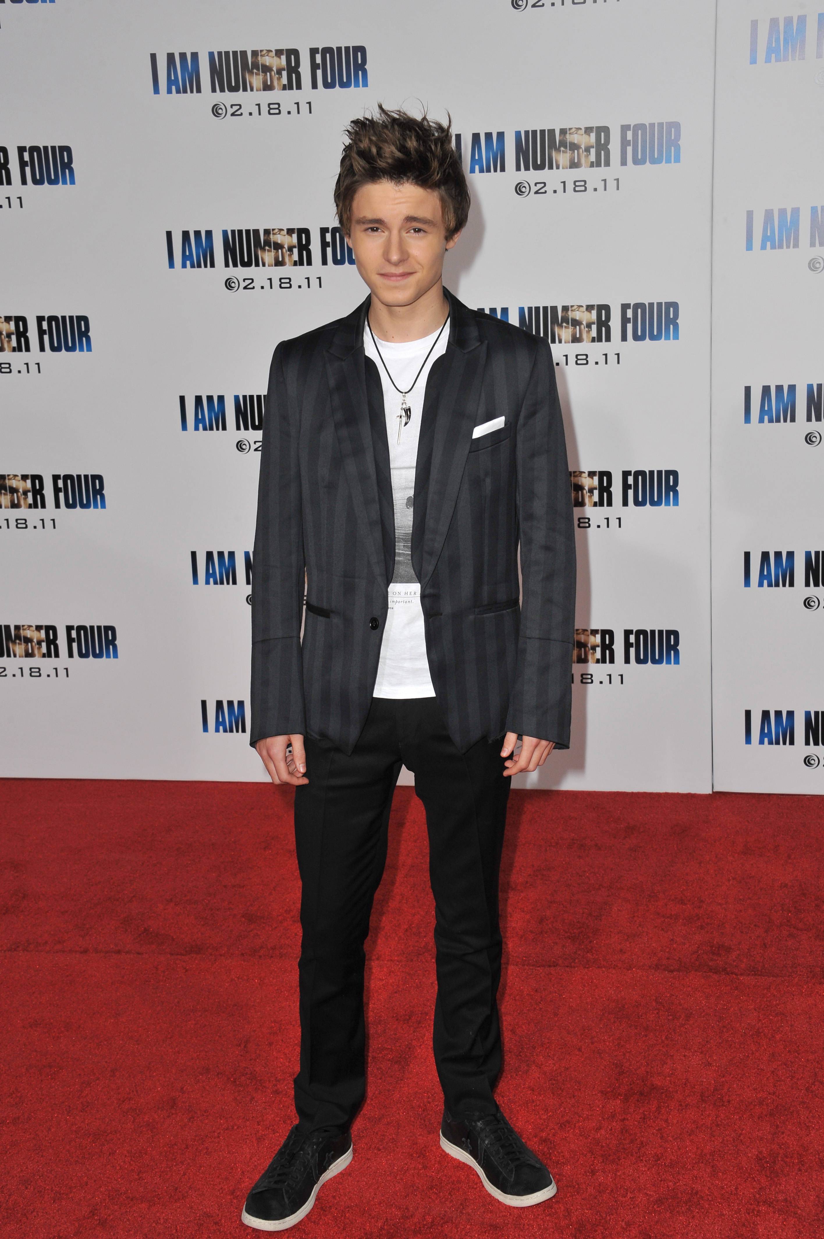  p>卡兰·麦克奥利菲 i>(callan mcauliffe) /i>,1995年1月24日出生于