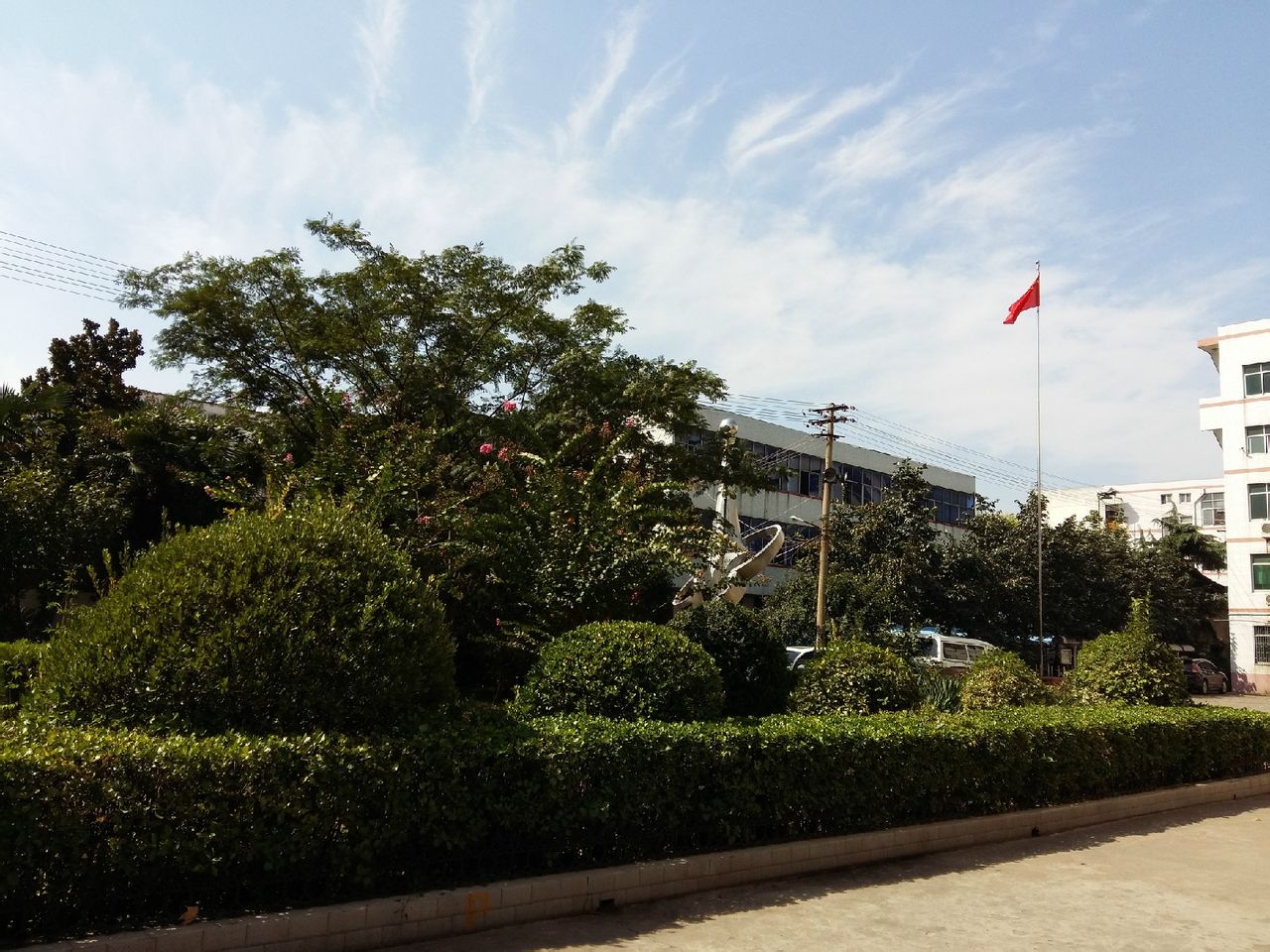  p data-id="gnhdoxkvfq">漯河三高,全称为"漯河市第三高级中学",校址