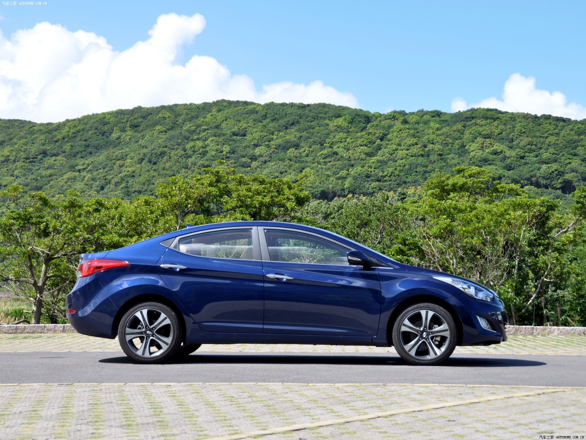  p>朗动,是在海外率先上市的现代汽车全球 a target="_blank" href="