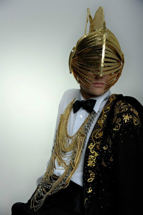  p>伯爵(johnny),原名付强,1982年7月4日出生于辽宁省抚顺市,华语流行