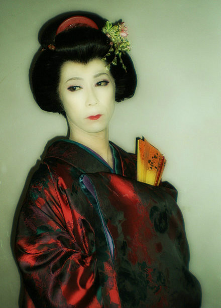  p>涩谷天马( i>shibuya tenma /i>),1969年1月13日出生于日本埼玉县