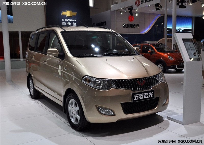  p>五菱汽车品牌诞生于1985年,是企业"艰苦创业,自强不息"精神的体现