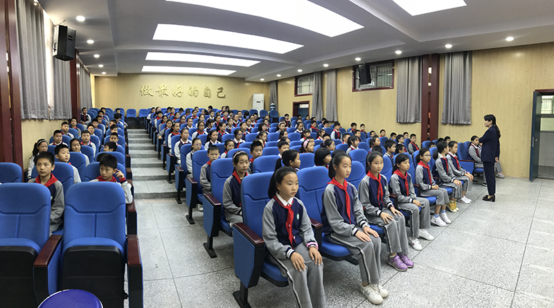  p>十堰市柳林小学(本部)位于北京北路,创建于1991年,是当时为解决