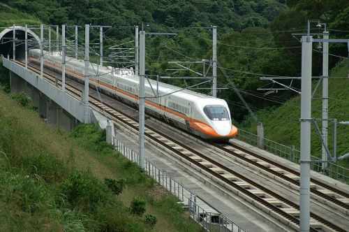 2006年6月台湾高铁700T型电力动车组试车