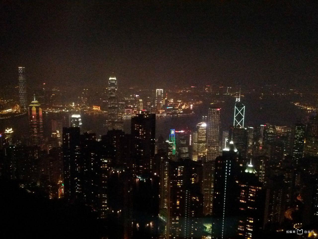  p>凌霄阁(the peak tower)是中国香港的一座特色建筑,位于 a href="