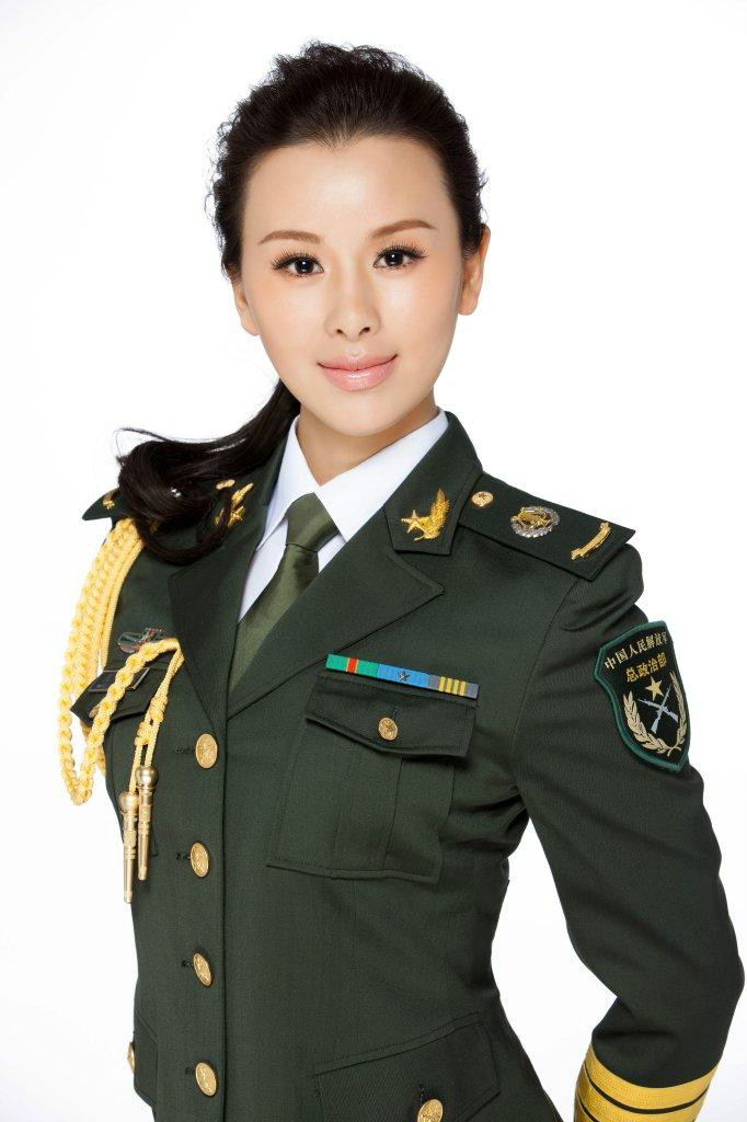  p data-id="gnwxjy7fnt">王雅洁,女,空政文工团优秀青年歌手,出生于