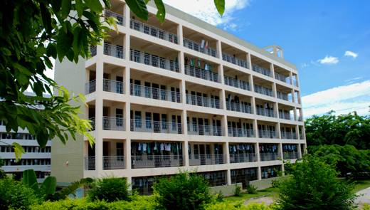 琼海市嘉积中学