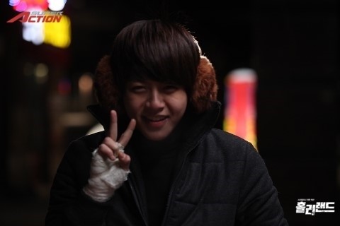  p>《holyland》是申东浩,hoon( a target="_blank" href="/item/u