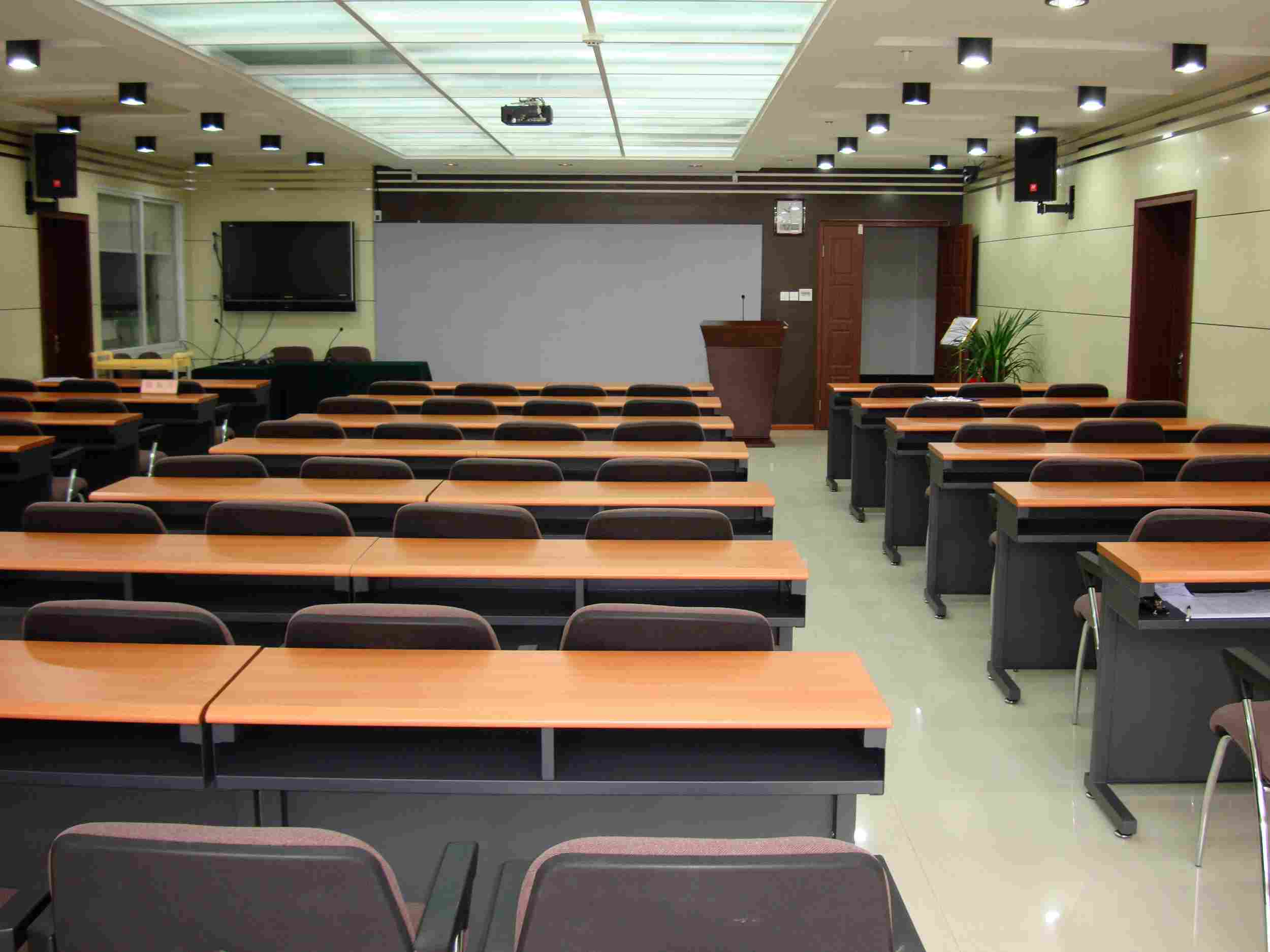 文件/9997237" data-lemmaid="9997237">投标文件 /a>后,招标人依据 a