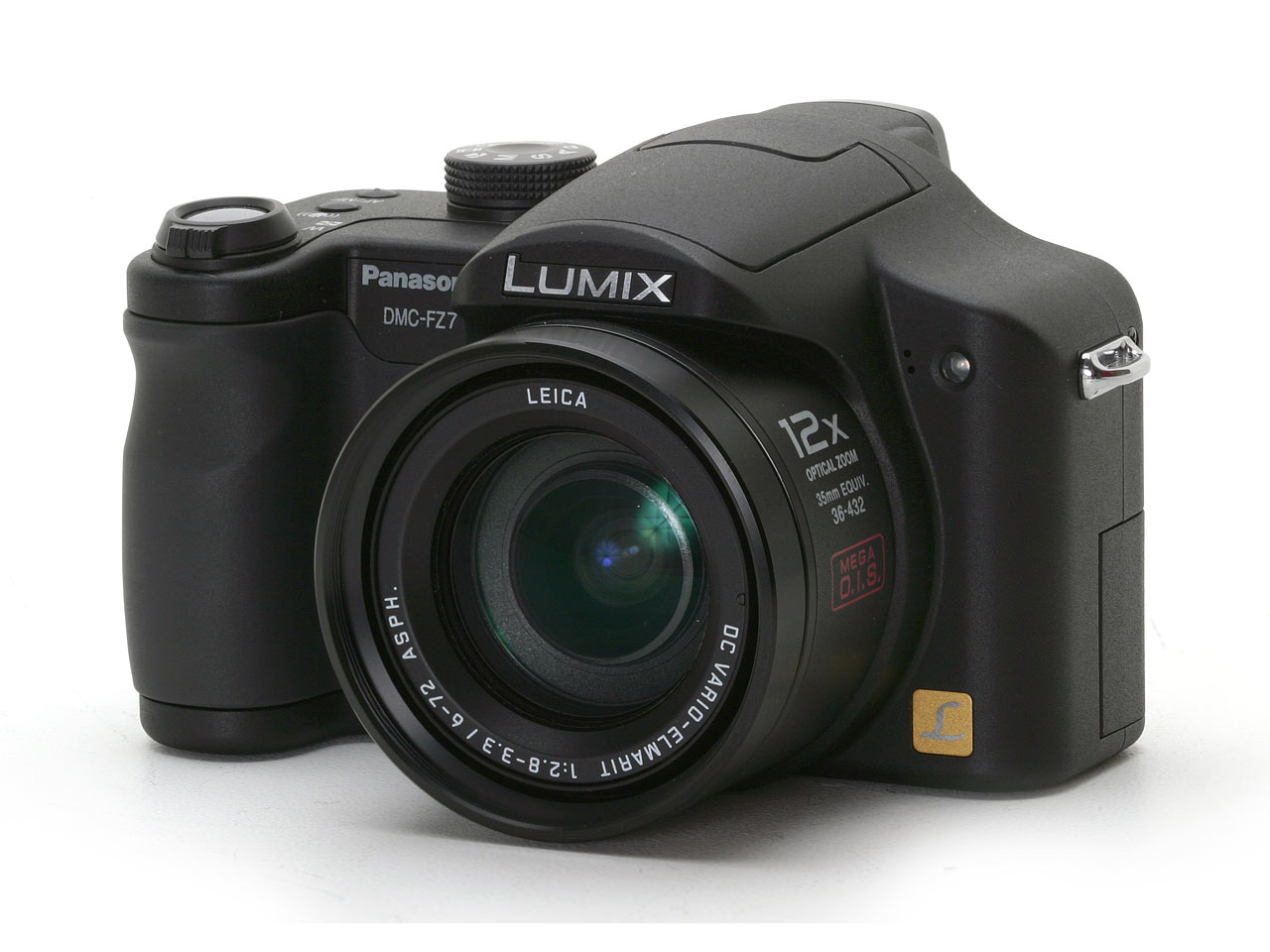  p>松下dmc-fz7,是松下电子出品的一款数码相机.