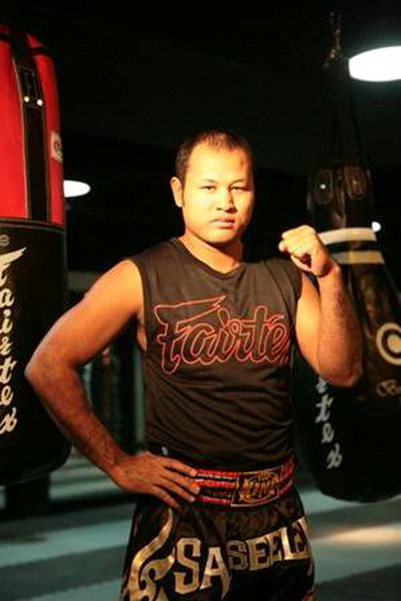  p>沙西拉克,出生于1980年9月12日,是一名 a href="#" data-lemmaid="