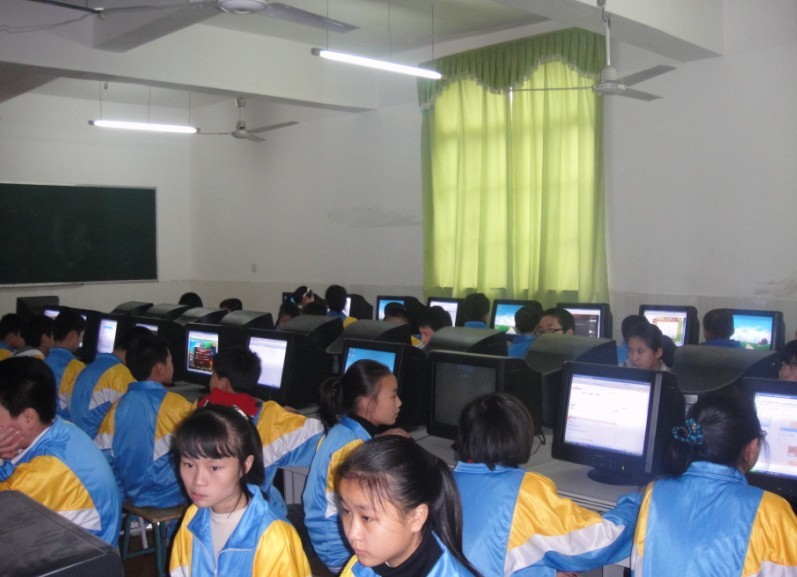school),简称 a href="#" data-lemmaid="11056004">上饶四中 /a>,是