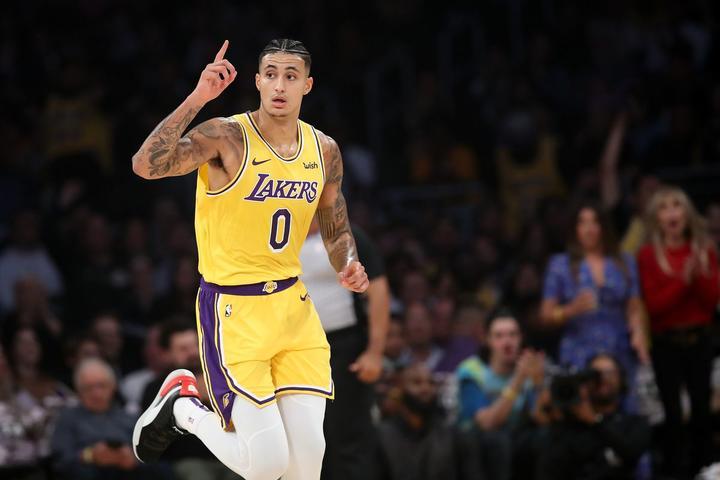  p>凯尔·库兹马(kyle kuzma),1995年7月24日出生于 a target="_blank