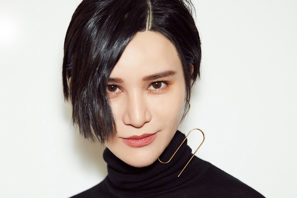 shang),1982年12月22日出生于上海市,中国内地流行乐女歌手,词曲作者