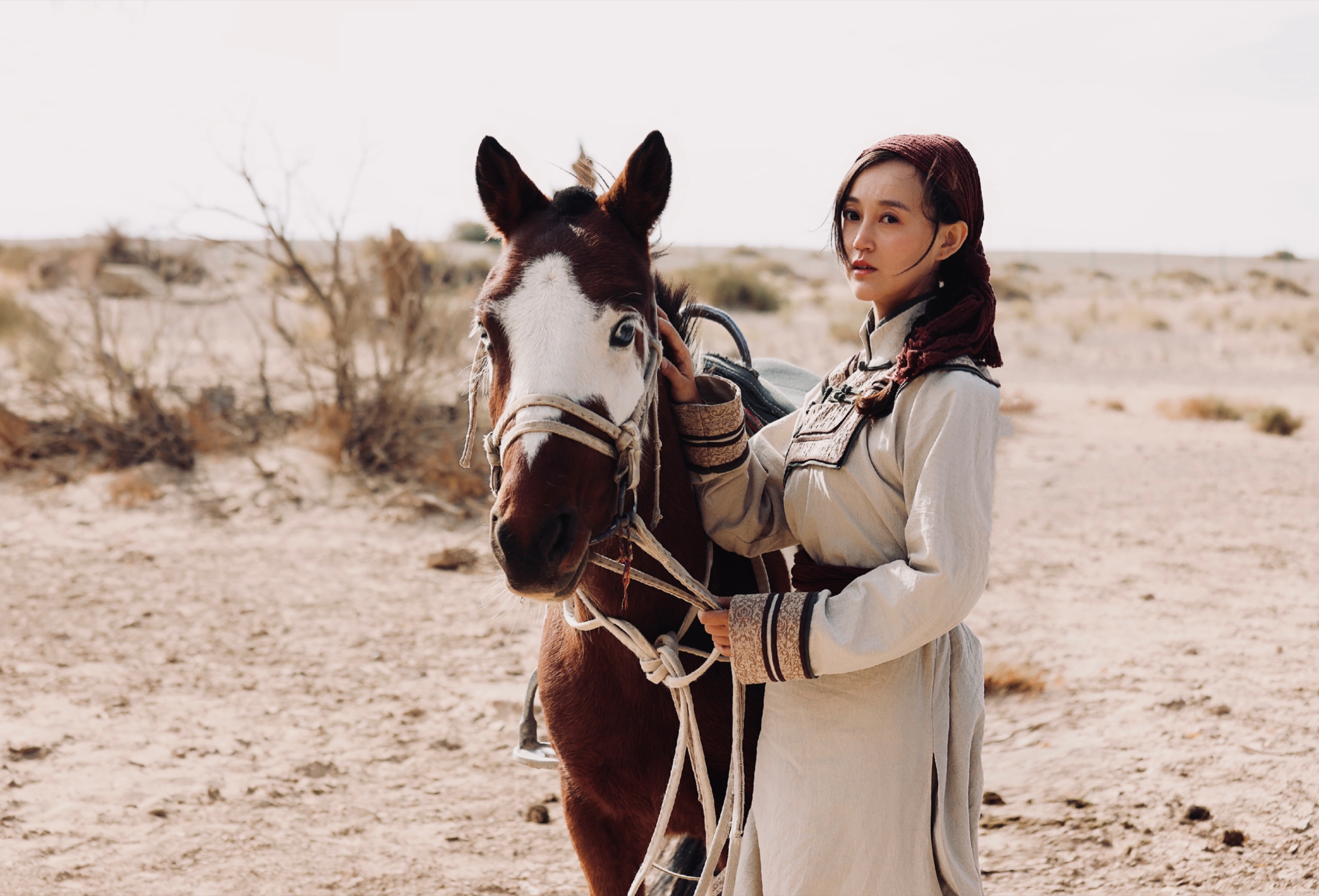  p>闫子墨(原名:闫婕),出生于陕西省,毕业于 a target="_blank" href=