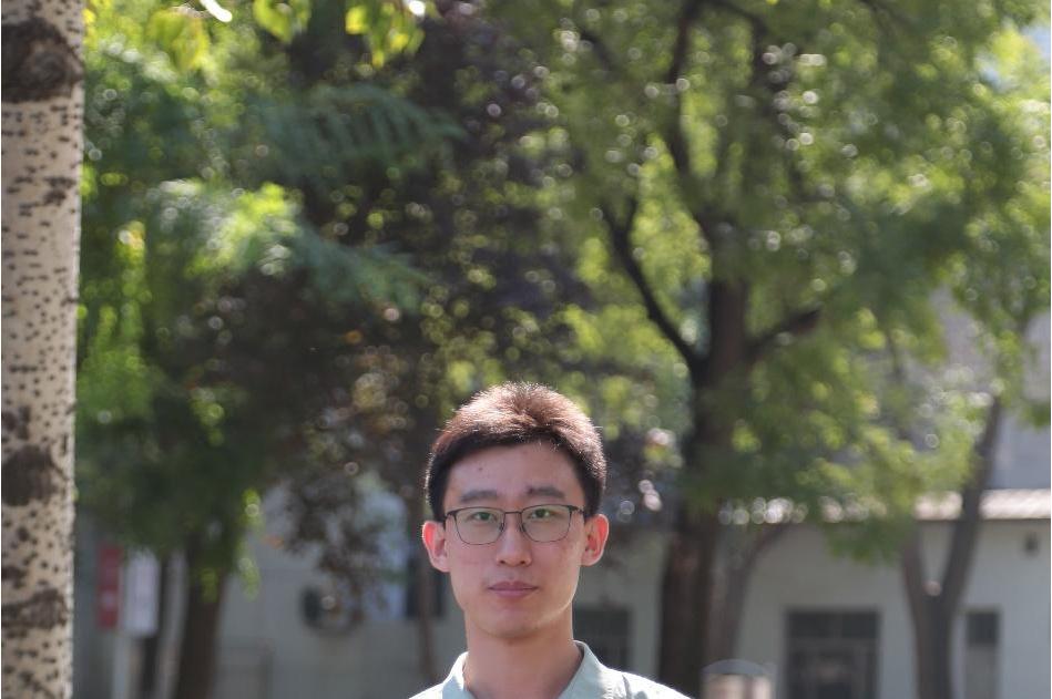南京大学文学博士,2020年起任教于山东大学文学院中国古代文学教研室 