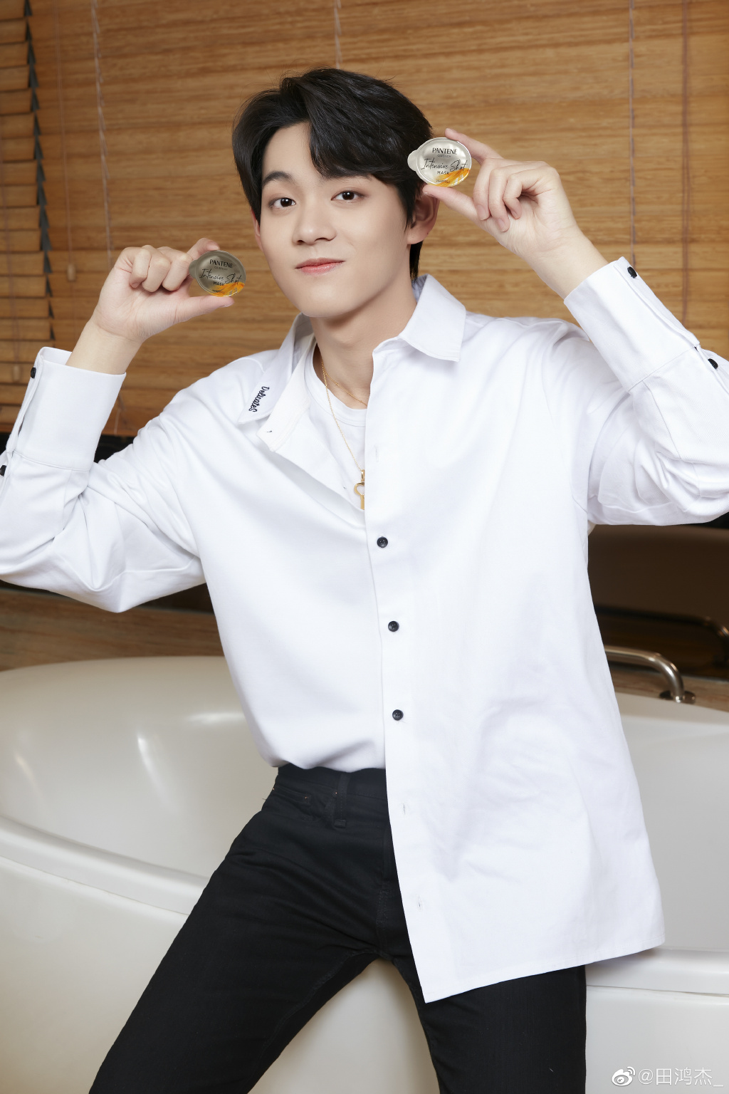  p>田鸿杰,2001年3月19日出生于广东省广州市 su