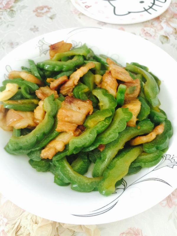 五花肉苦瓜